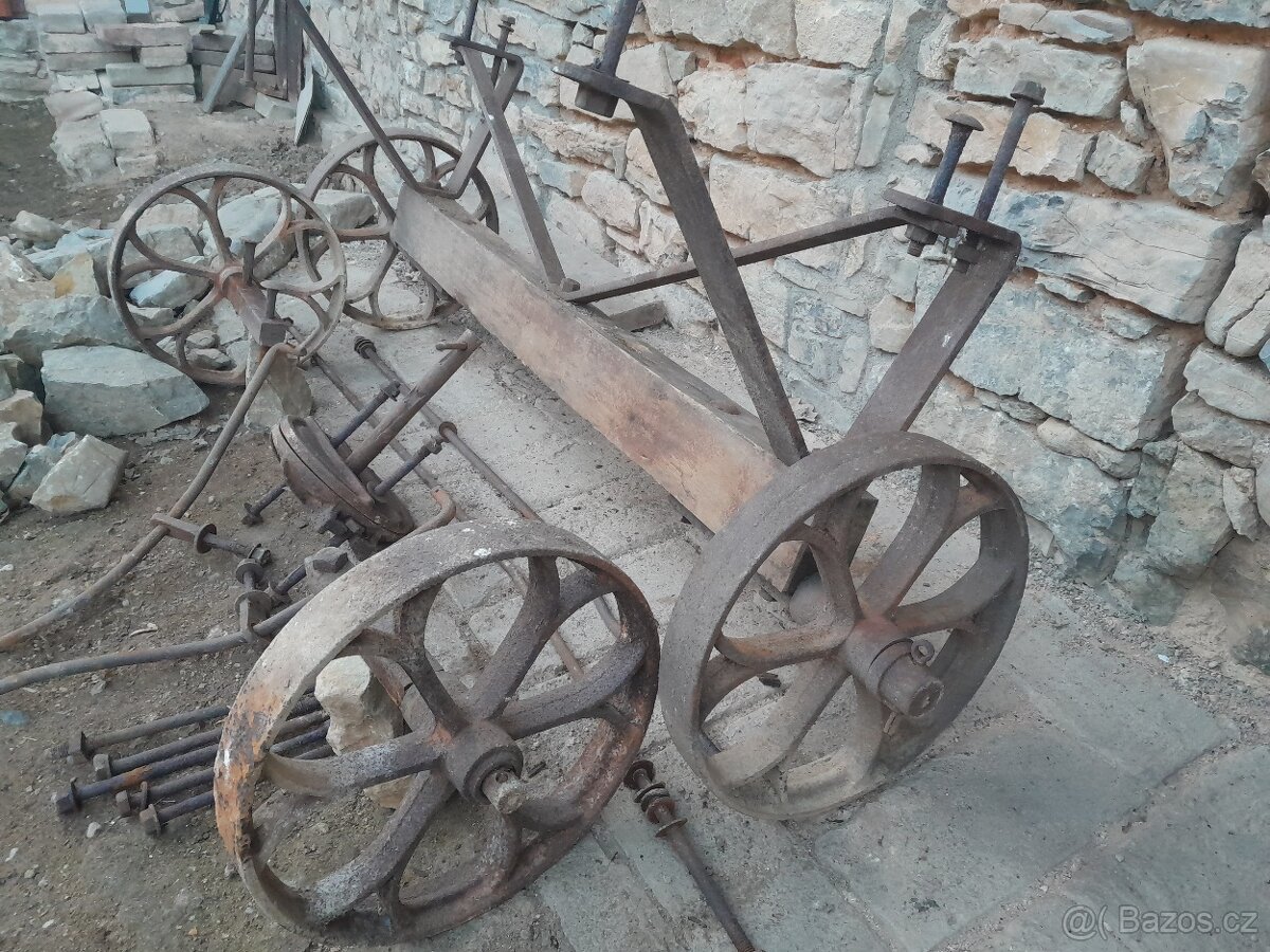 Podvozek s litinovými koly - 3