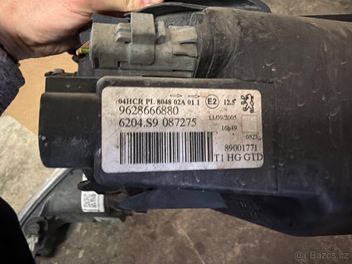 Přední světla Peugeot 206 - 3