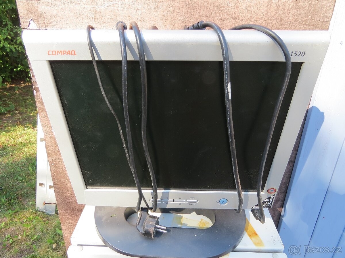 Monitor Compaq a HP - 3