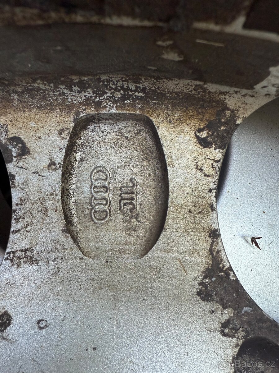 Kola Audi - 3
