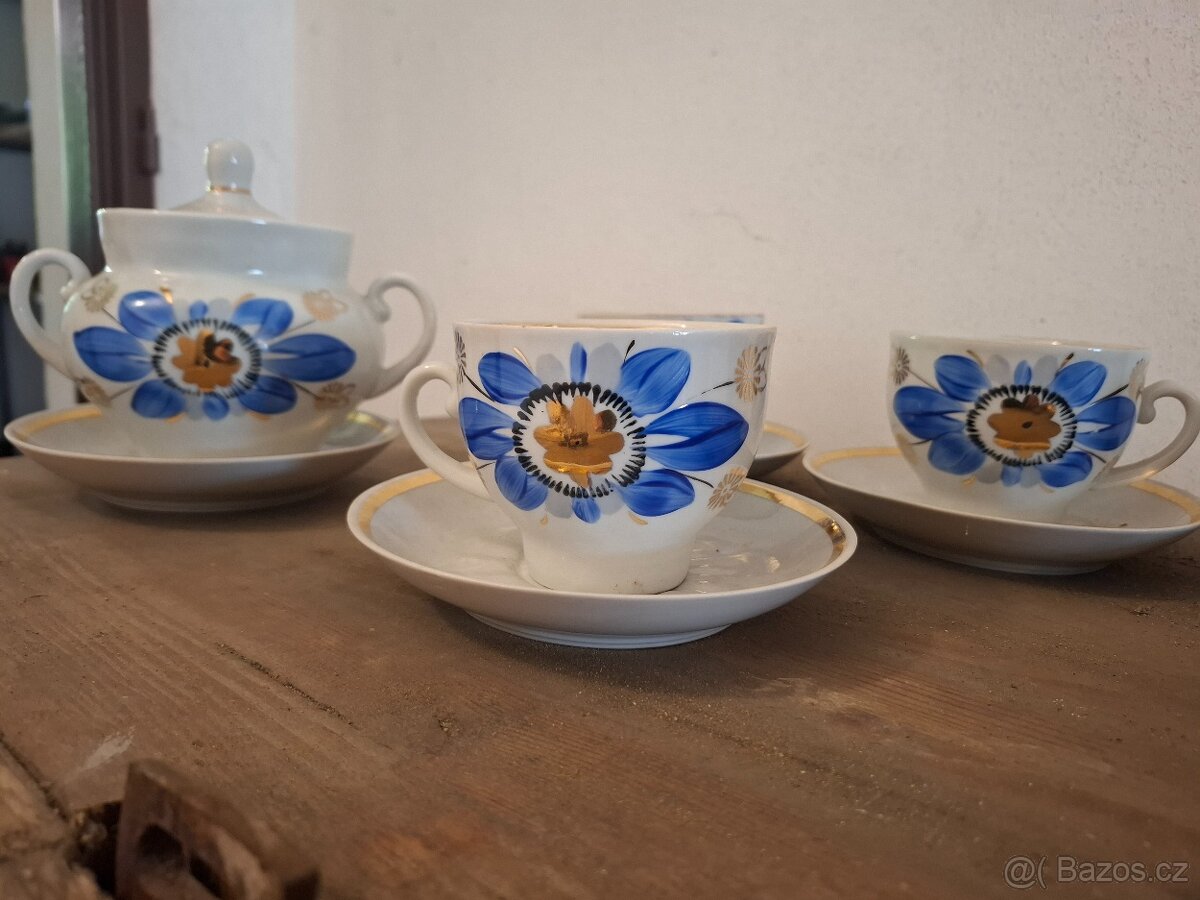 Sklo a porcelán - 3