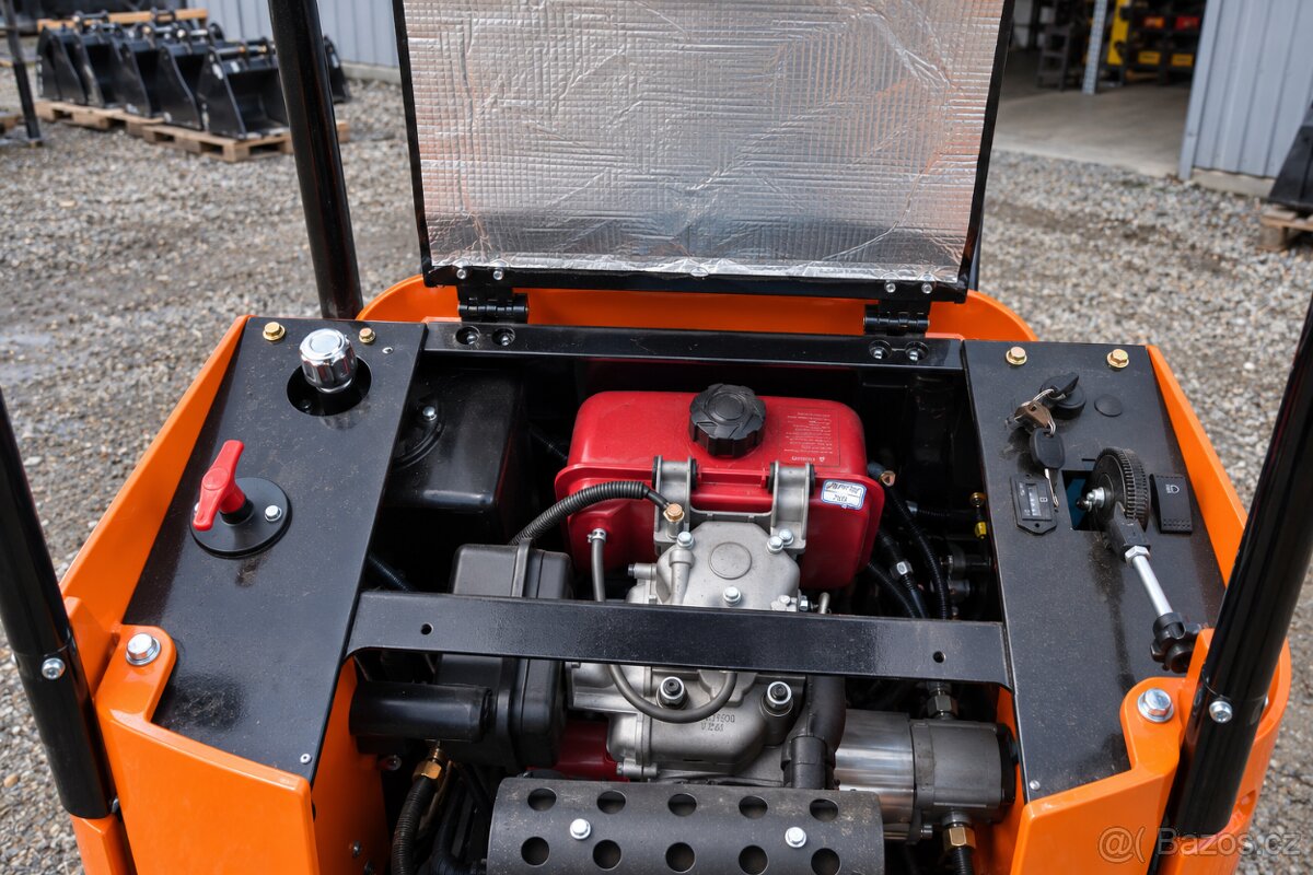 Minibagr Bizon HT1000 - 3