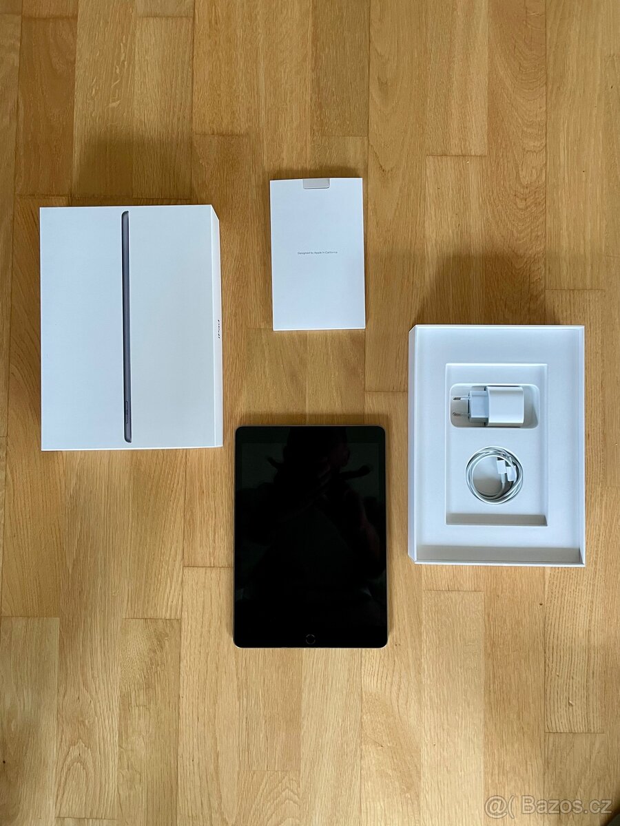iPad 9. generace, vesmírně šedá, 64GB, s dokladem - 3