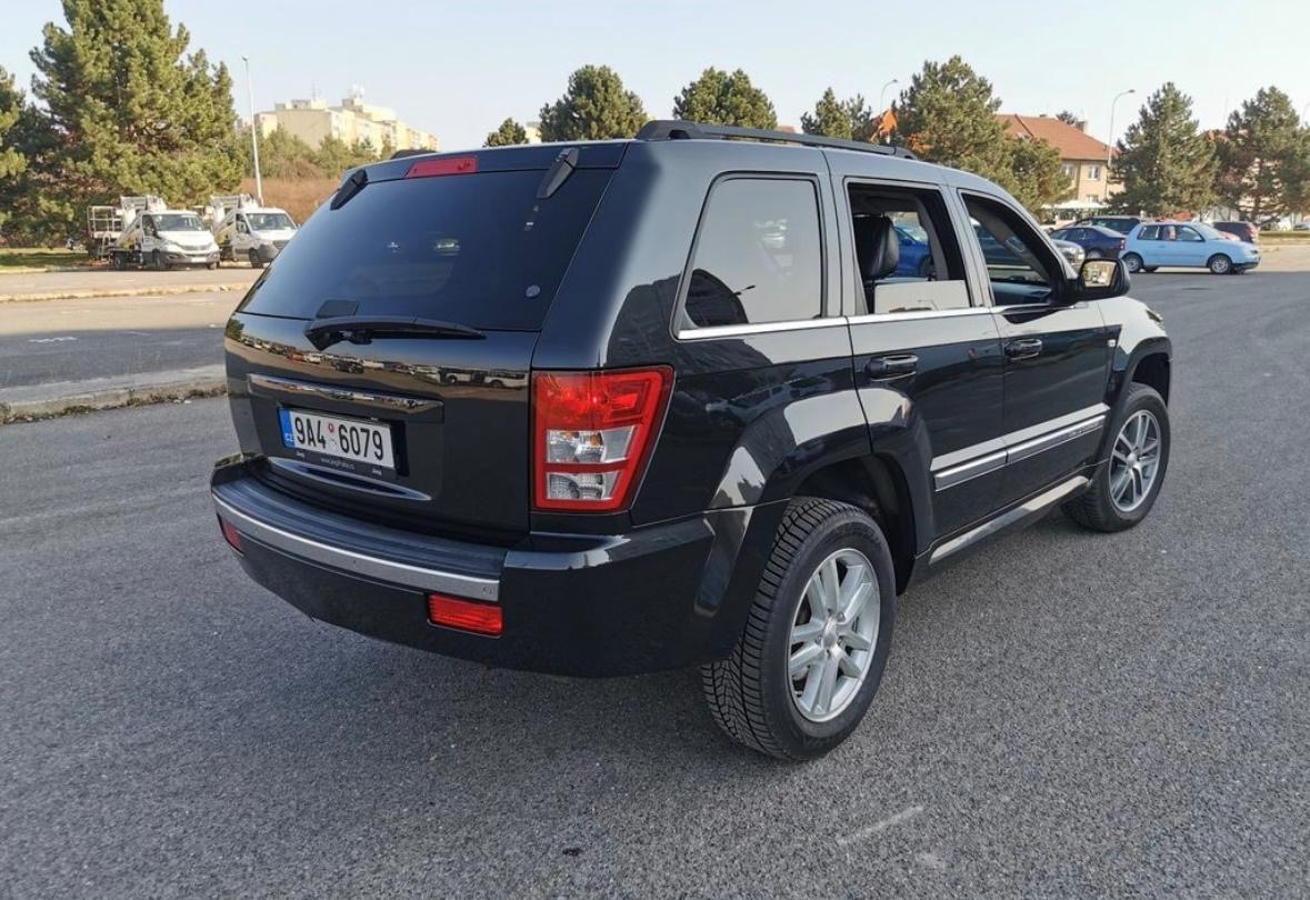 Jeep Grand Cherokee 3,0 CRD S-Limited 4x4 plná výbava - 3
