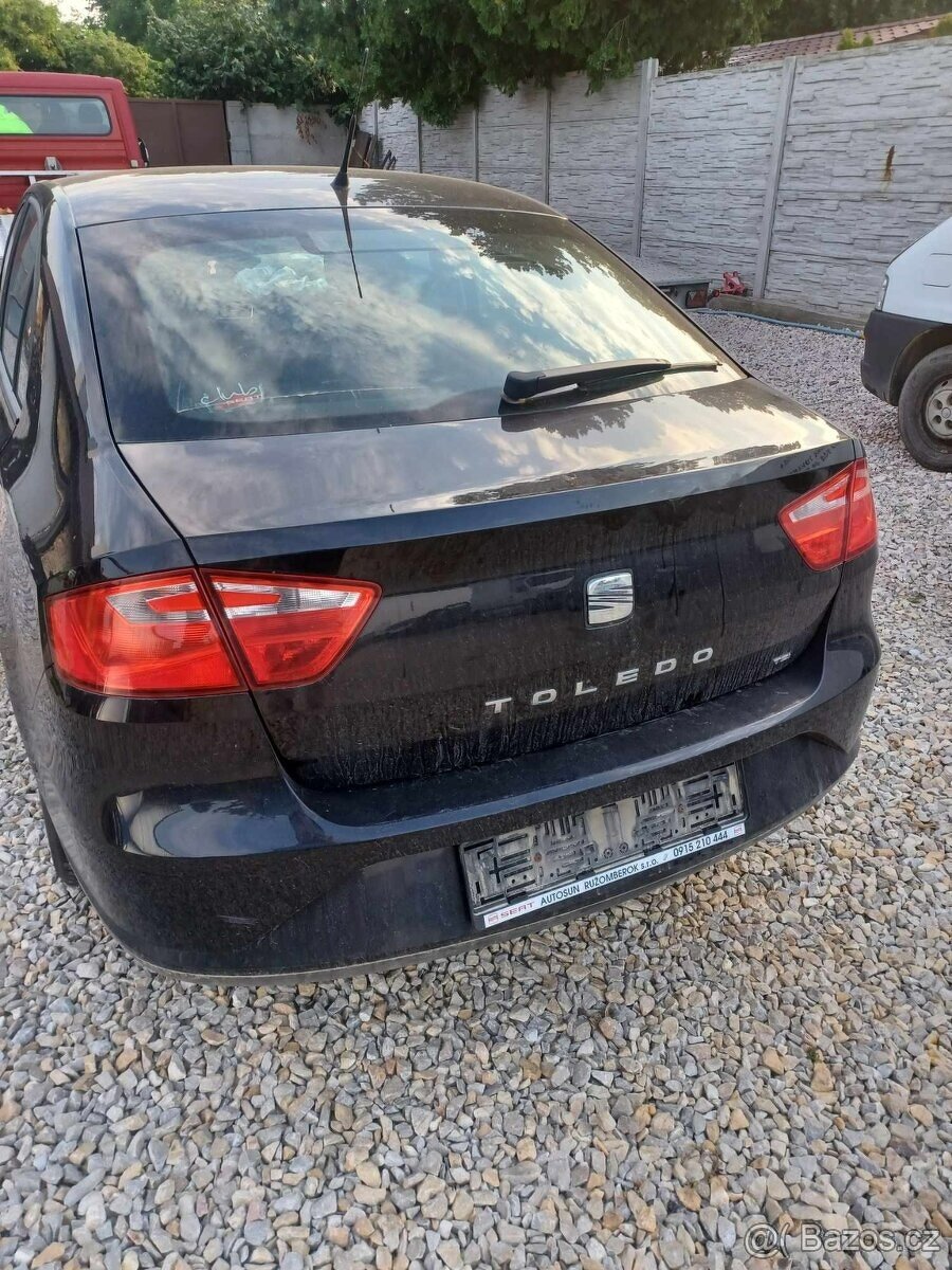Rozpredám Seat Toledo 1.2Tsi 77kw CBZ 2014 - 3