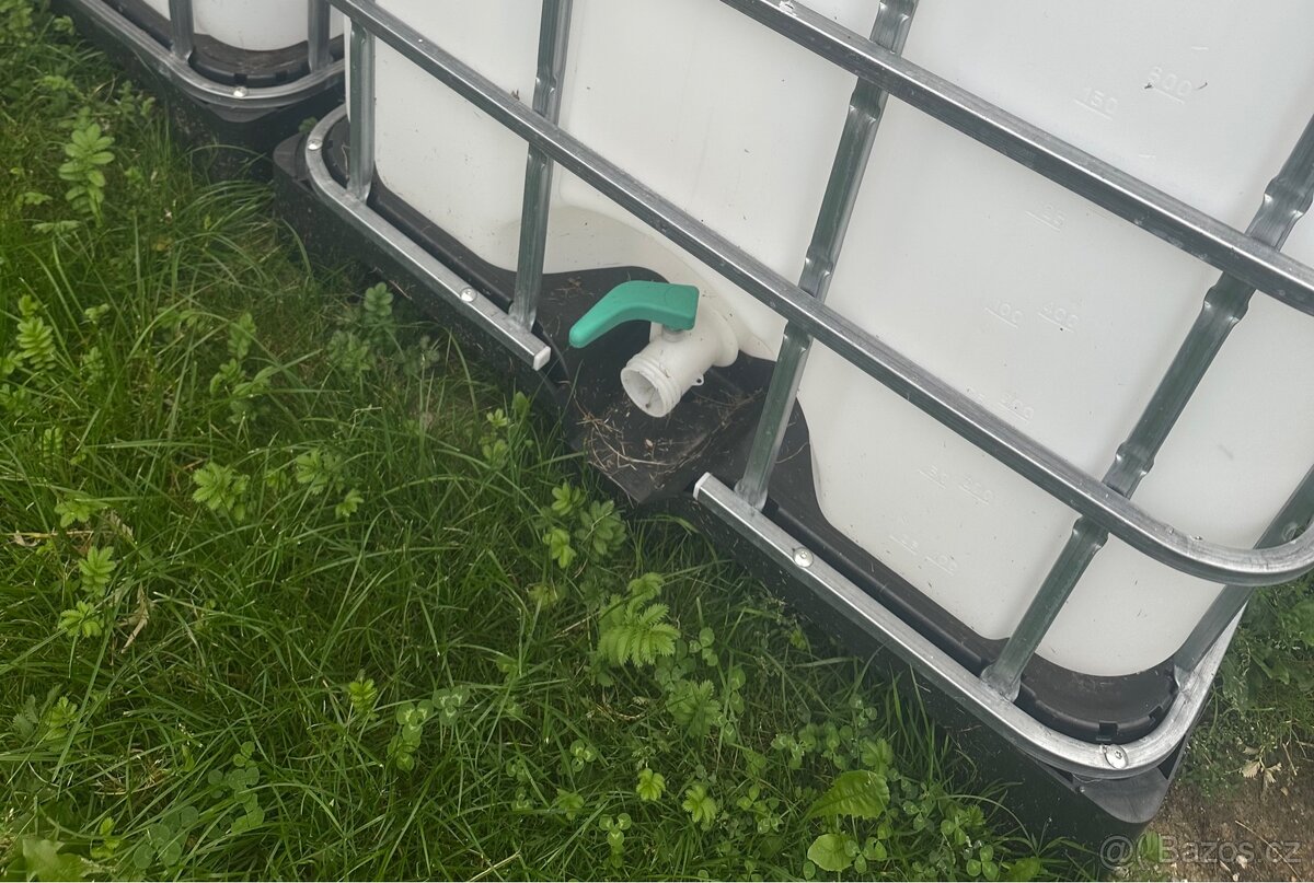 IBC kontejner na 1000 litrů - 3