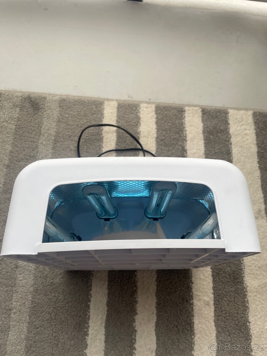 UV lampa na nehty - 3
