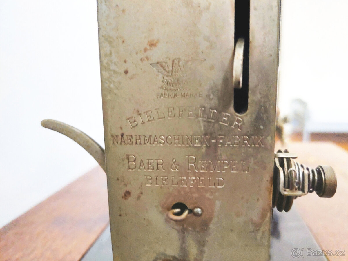 Šicí stroj zn. Phoenix Baer & Rempel - Rezervovano - 3