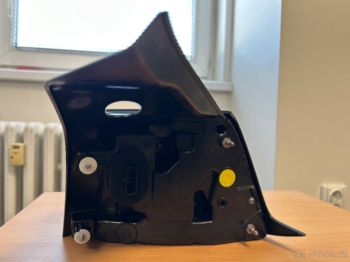 Kompletní set zadních světel Tesla model3 / Y - 3