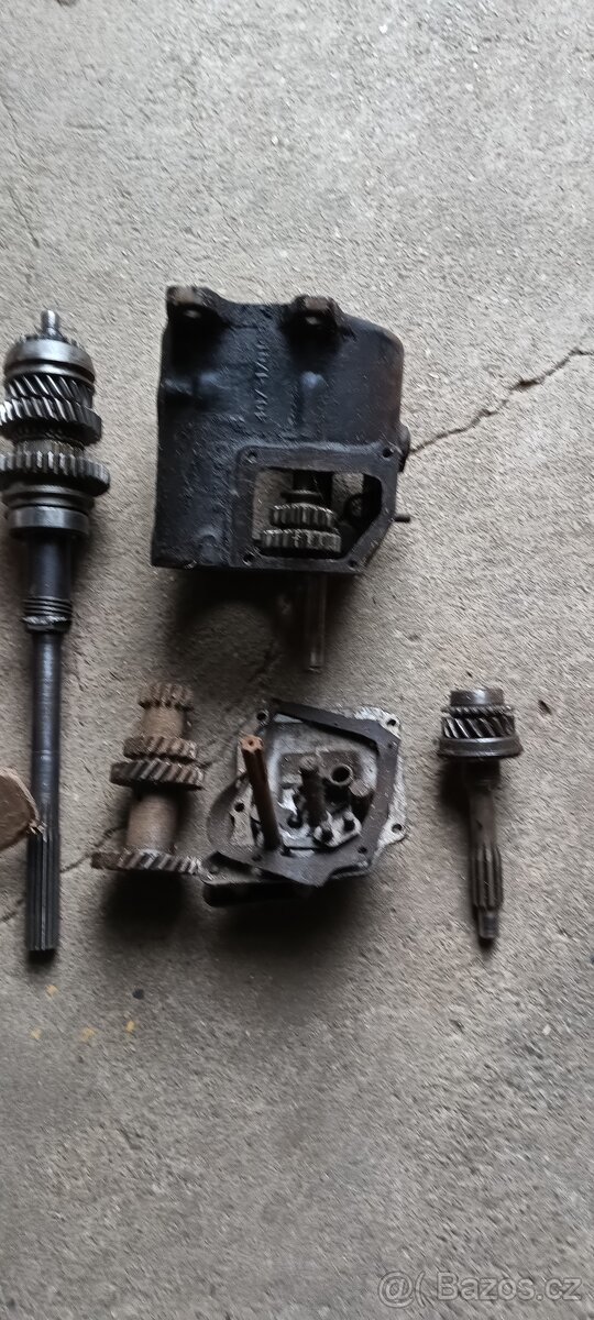 Moskvič 407 převodovka - 3