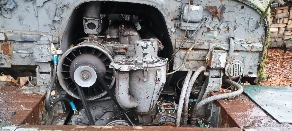 PRAGA V3S fekál 3,5 m3 - 3