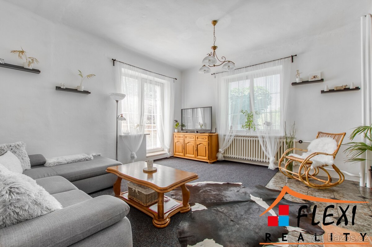 Prodej vily (241 m²) s výjimečným pozemkem (3528 m²), Čelad - 3