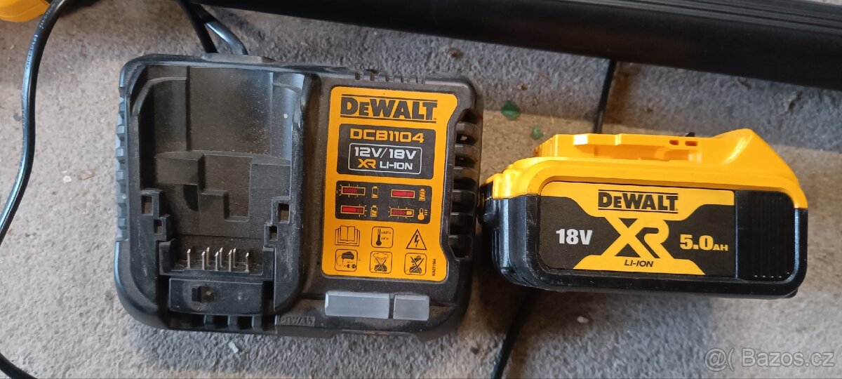DeWALT Aku plotostrih - 3
