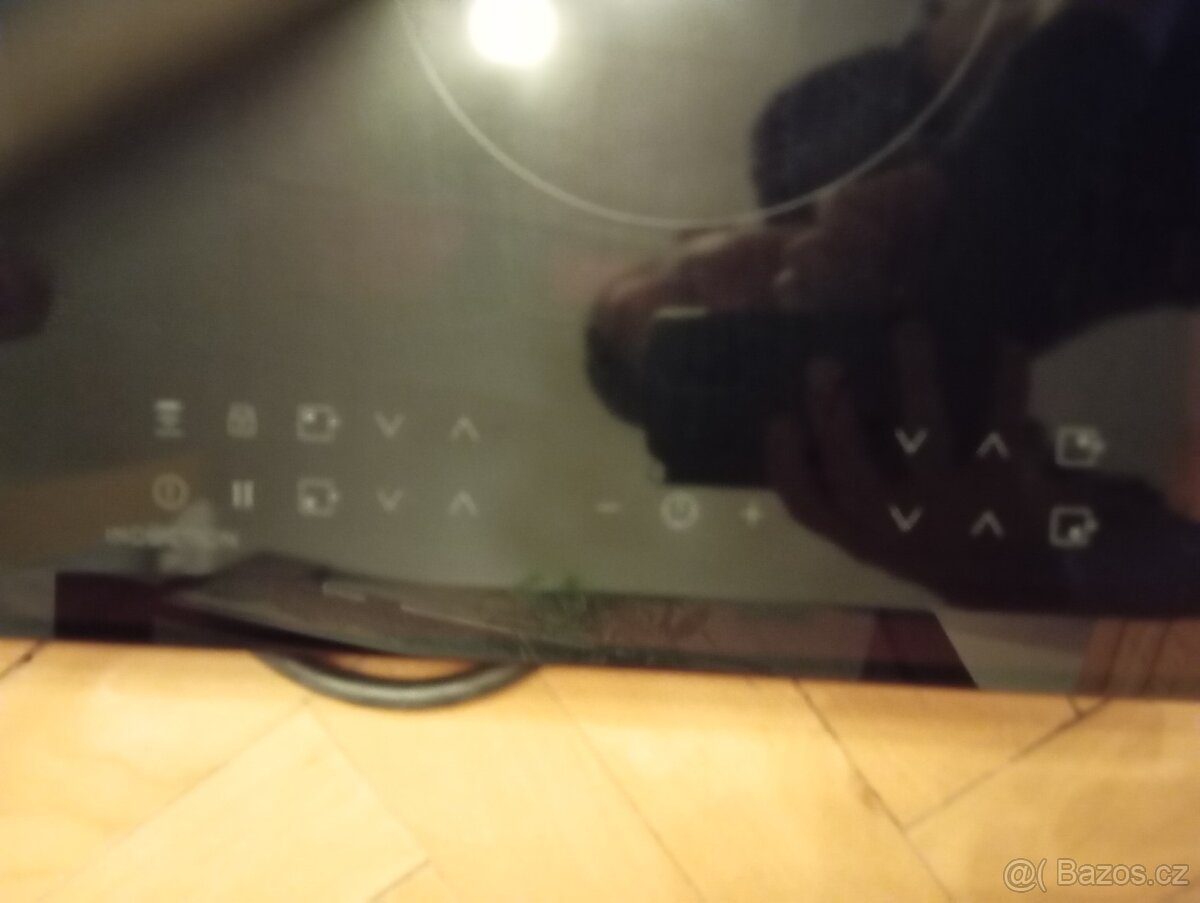 Indukční varná deska Electrolux LIR60433 - 3
