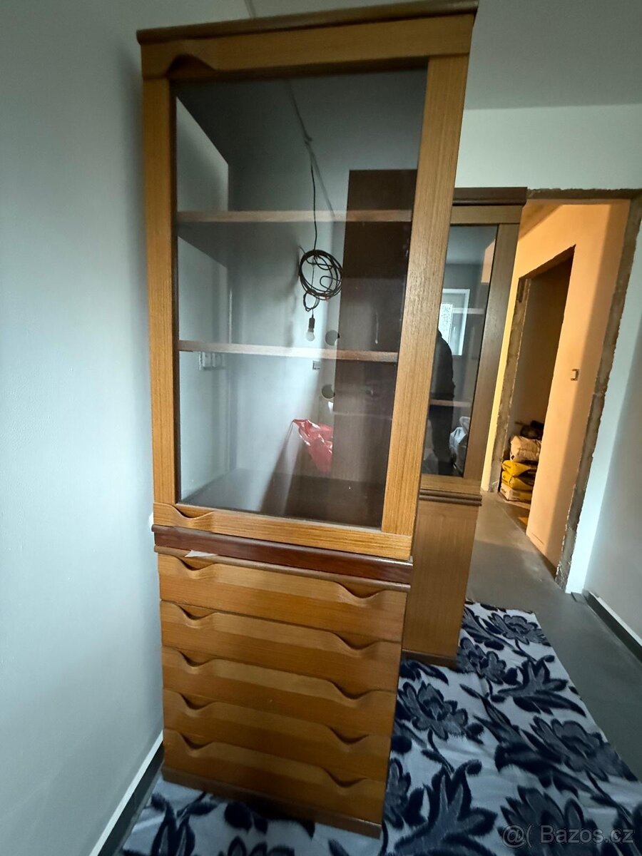 Prodám 4 sektorové skříňky - 3