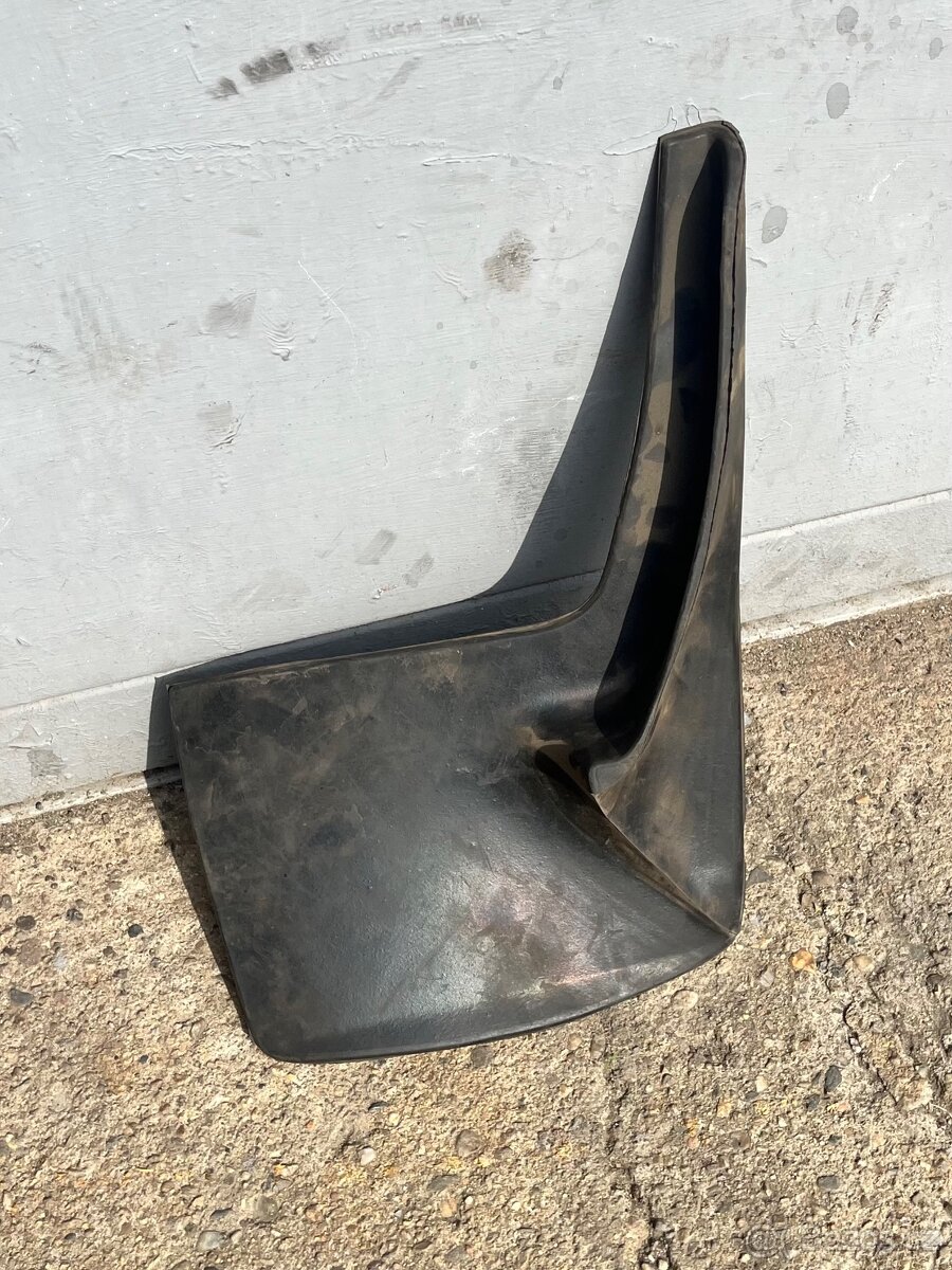 Podběhy Mercedes Sprinter - 3