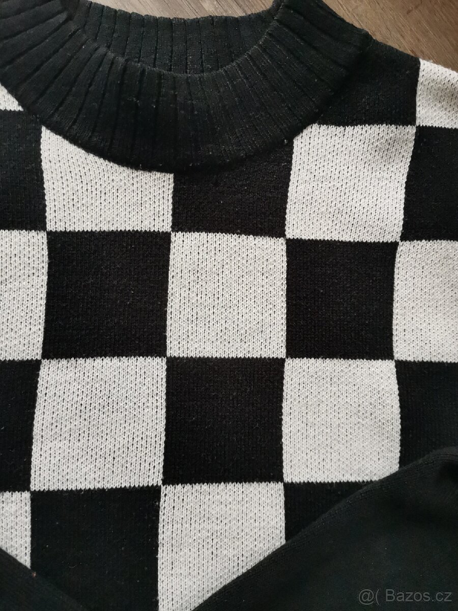 Crop svetřík vel. 146/152 zn. H@M - 3