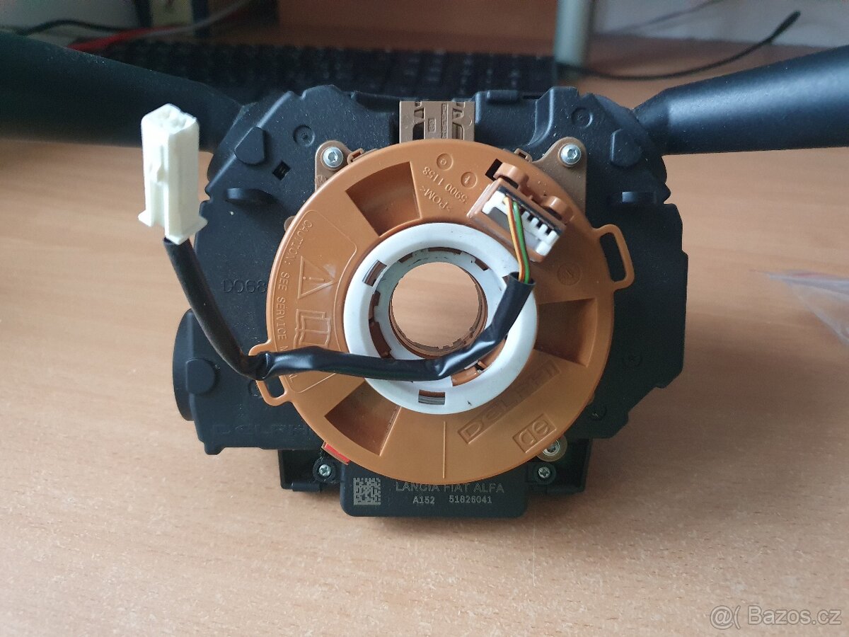 Přepínač pod volantem Iveco Daily od 2014 IVECO - 3