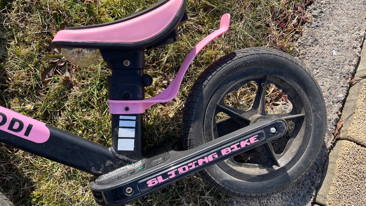 Růžové odrážedlo - 3