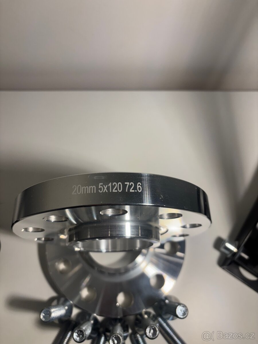 Podložky pod kola 5x120 - 3