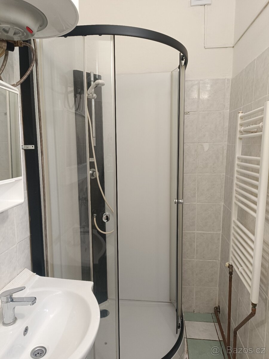 Pronájem bytu 1+1 Hrádek nad Nisou - 3