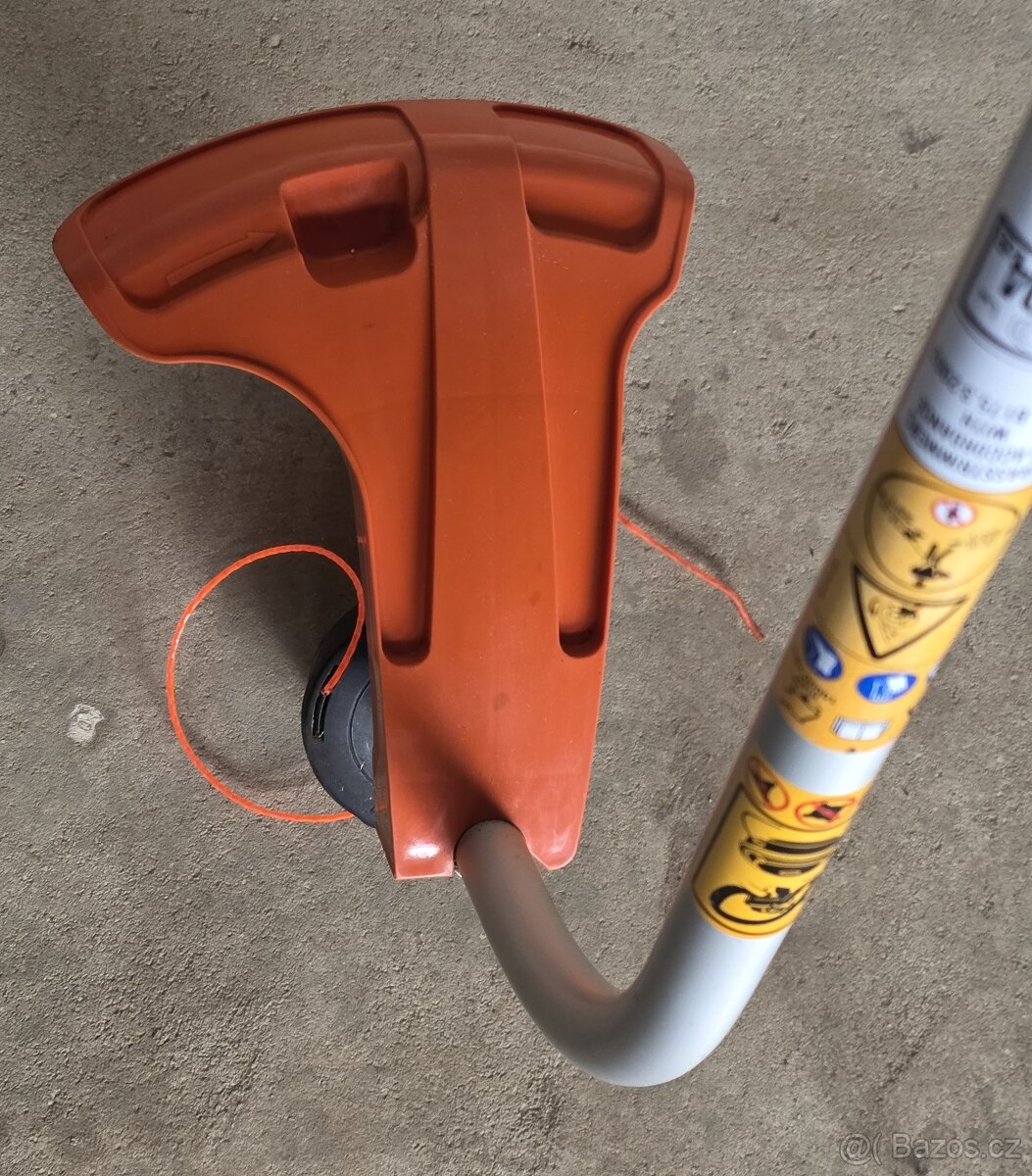 Vyžínač Husqarna 122LDx benzínový - 3