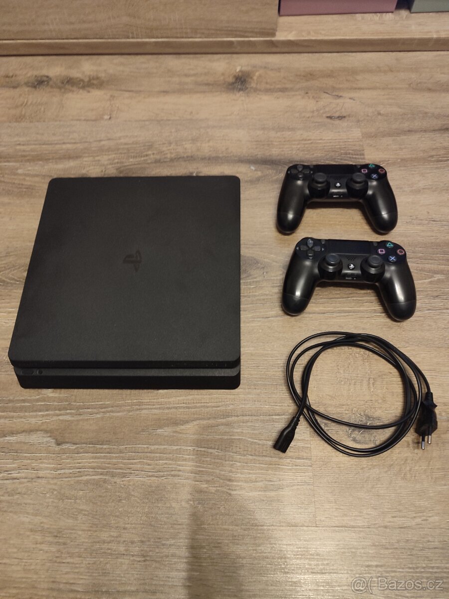 PS4 Slim 1TB + VR1 - 3
