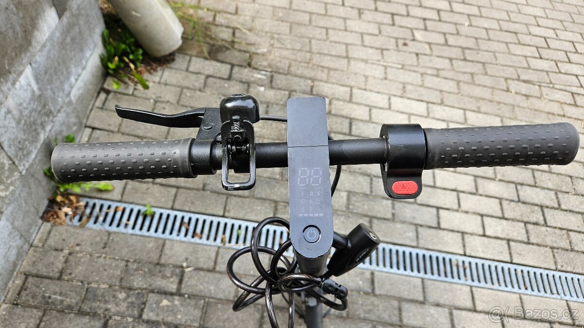 Xiaomi Scooter 2 Pro s přední Monorim vidlicí - 3