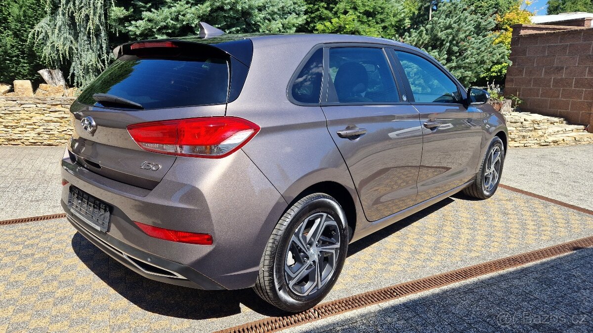 Hyundai i30 1,5 GDi 117kW Edícia 30, 13230km - 3