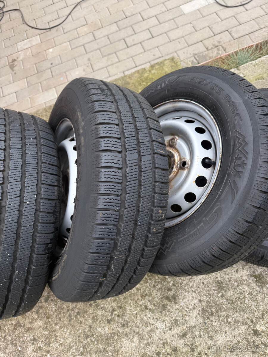 215/65 R 15 C 104/102T 6PR LT Ford Transit Zimní - 3