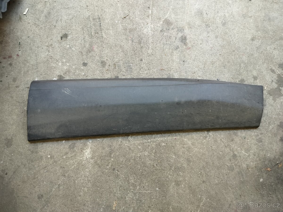 pravá přední lišta dveří Peugeot 3008 od roku 2017 - 3