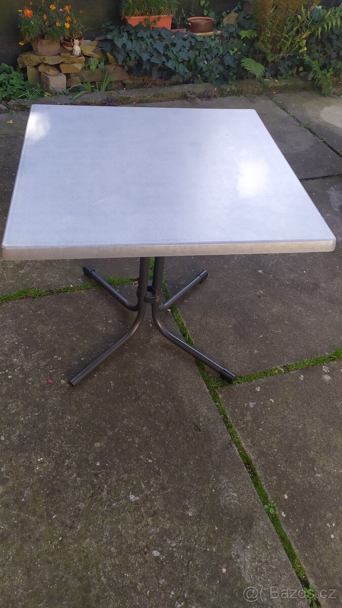 Zahradni stůl - 3