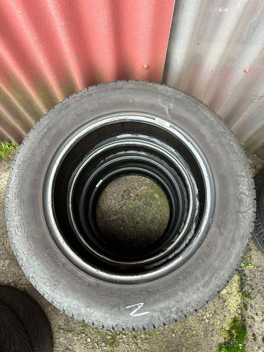 Prodám sadu letních pneumatik Michelin - 3
