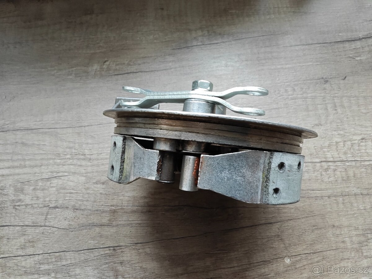 Brzdový štít Jawa 350/638 - 3