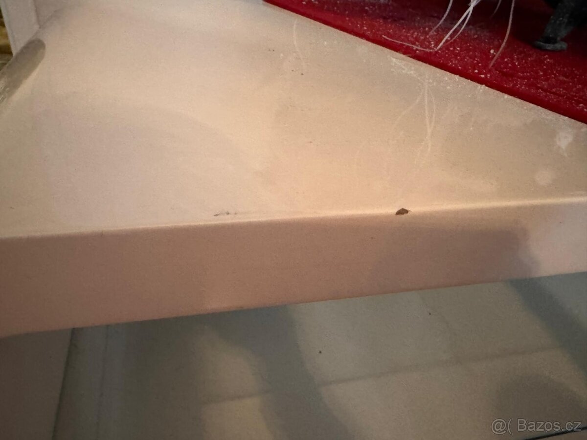 Konferenční stůl - stolek - 3