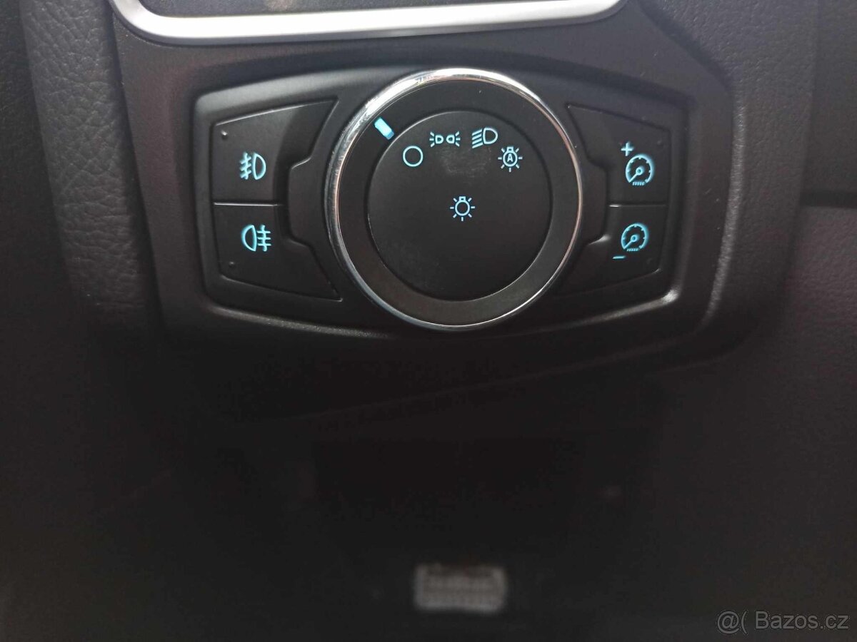 Ford Focus 1,6 turbobenzín - 3