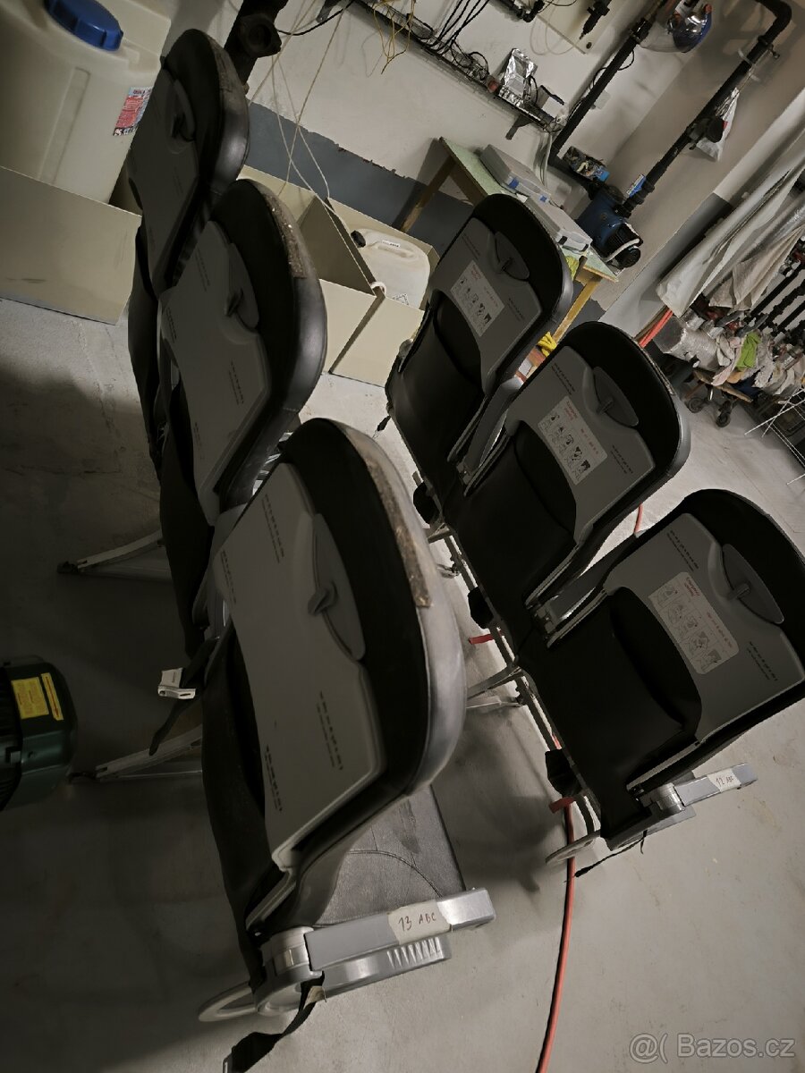 Prodám Originál trojsedačky na Airbus - 3