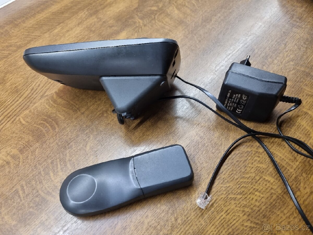 Starý bezdrátový telefon Sagem - 3