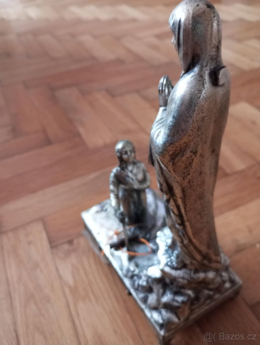 Sousoší výjev Lurdy - s hracím strojkem-levně - 3