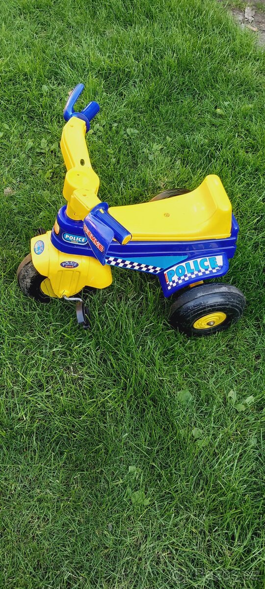 Šlapací tříkolka - 3