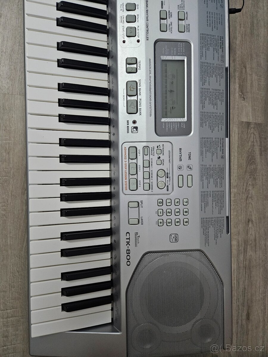 Klávesy Casio - 3