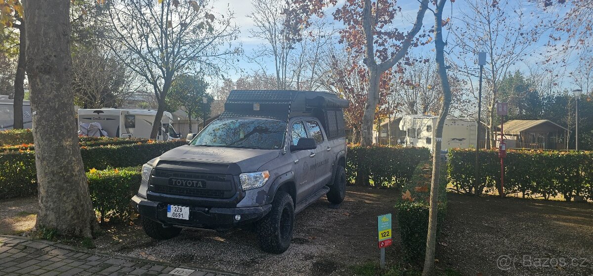 Expediční toyota Tundra - 3
