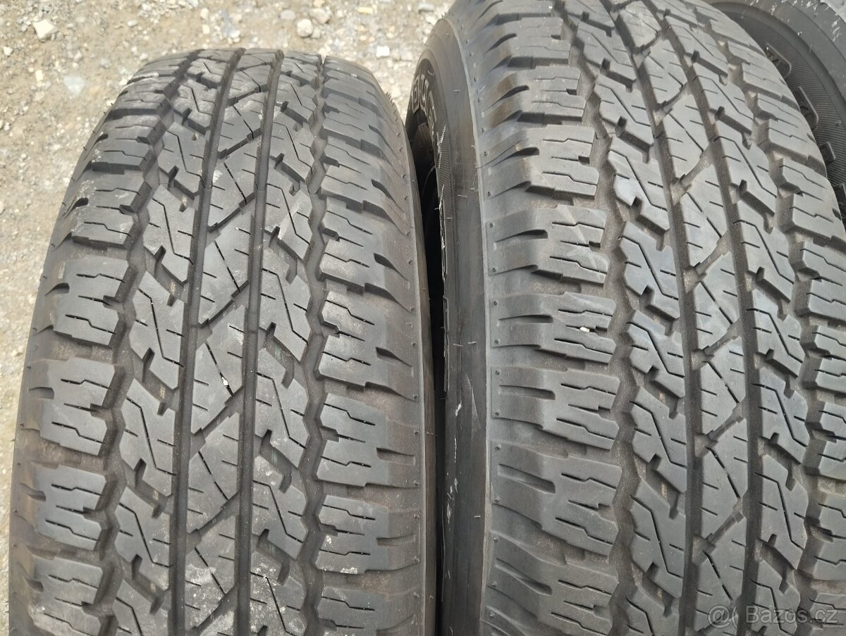 Ocel sada Toyota 7x17 6x139,7 + letní pneu 245/75/17