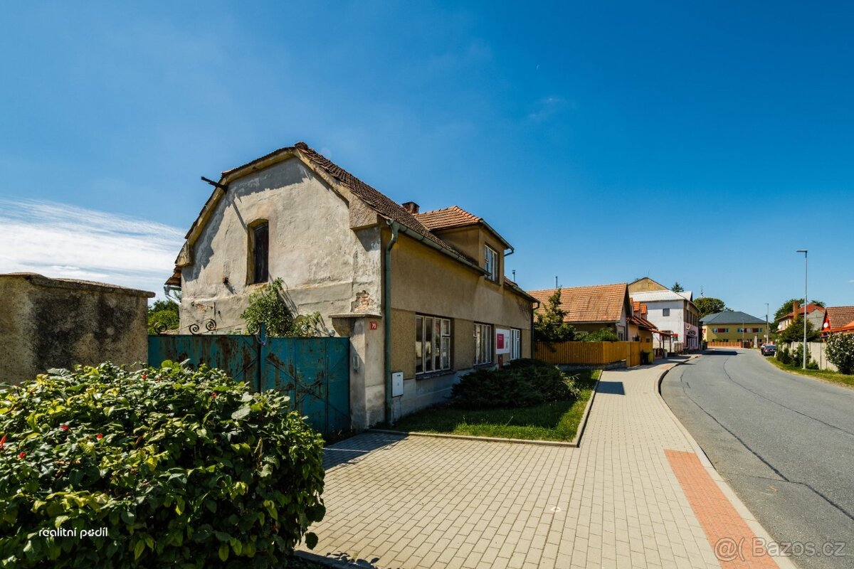 Prodej rodinný dům v Běrunicích - 3