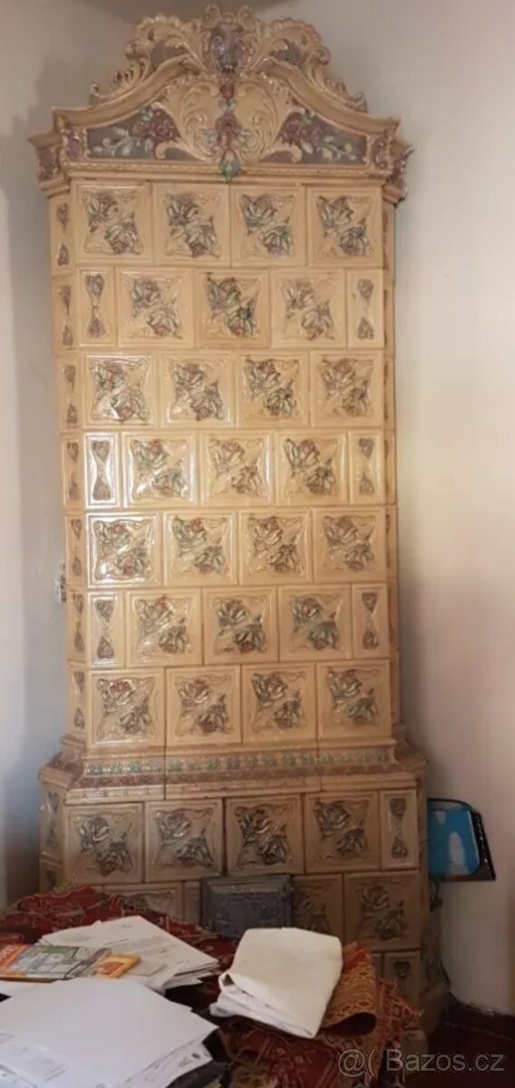 Kachlova kamna starozitná rohová - 3