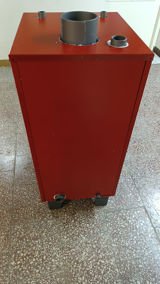 Prodám teplovodní kotel na tuhá paliva 23kw - 3