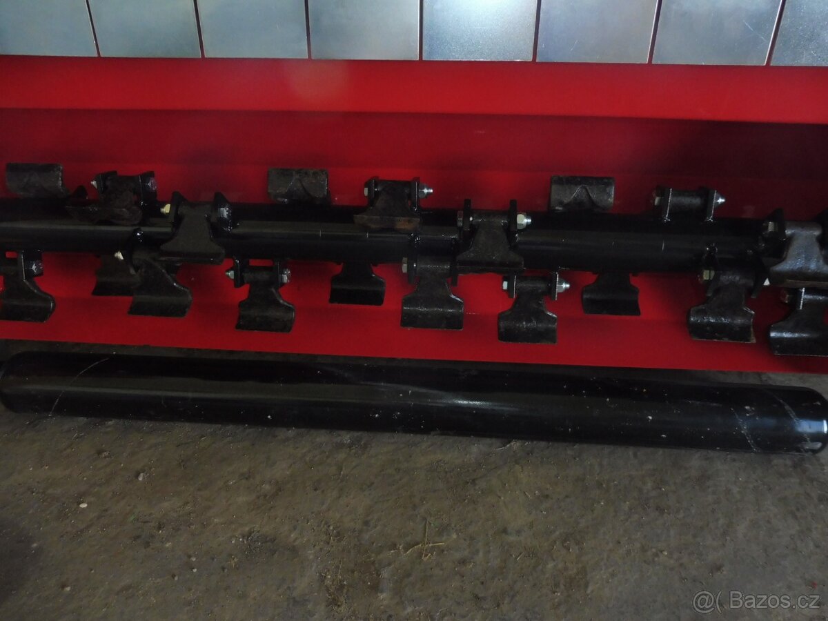 prodám mulčovač za malotraktor nebo traktor, je kladívkový - 3