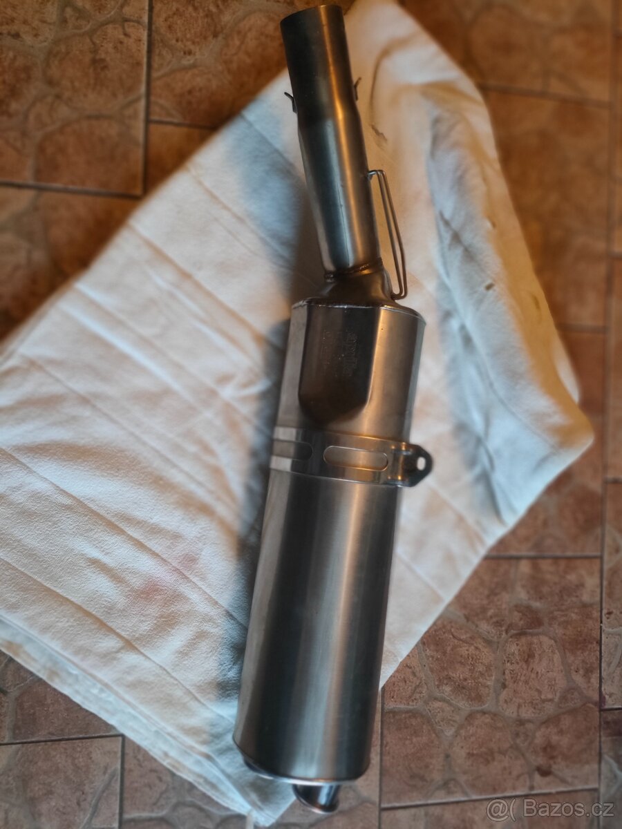 Aprilia rsv 1000 Mille 2002 - 3