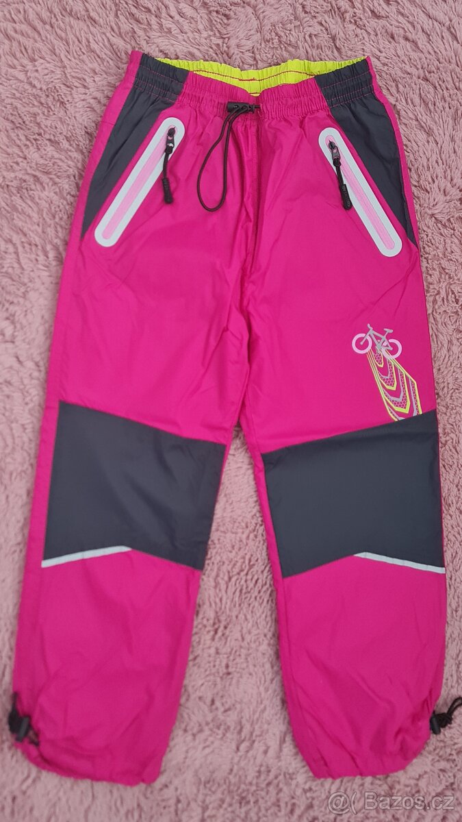 nepromokavé kalhoty/tepláky vel. 122 - 3