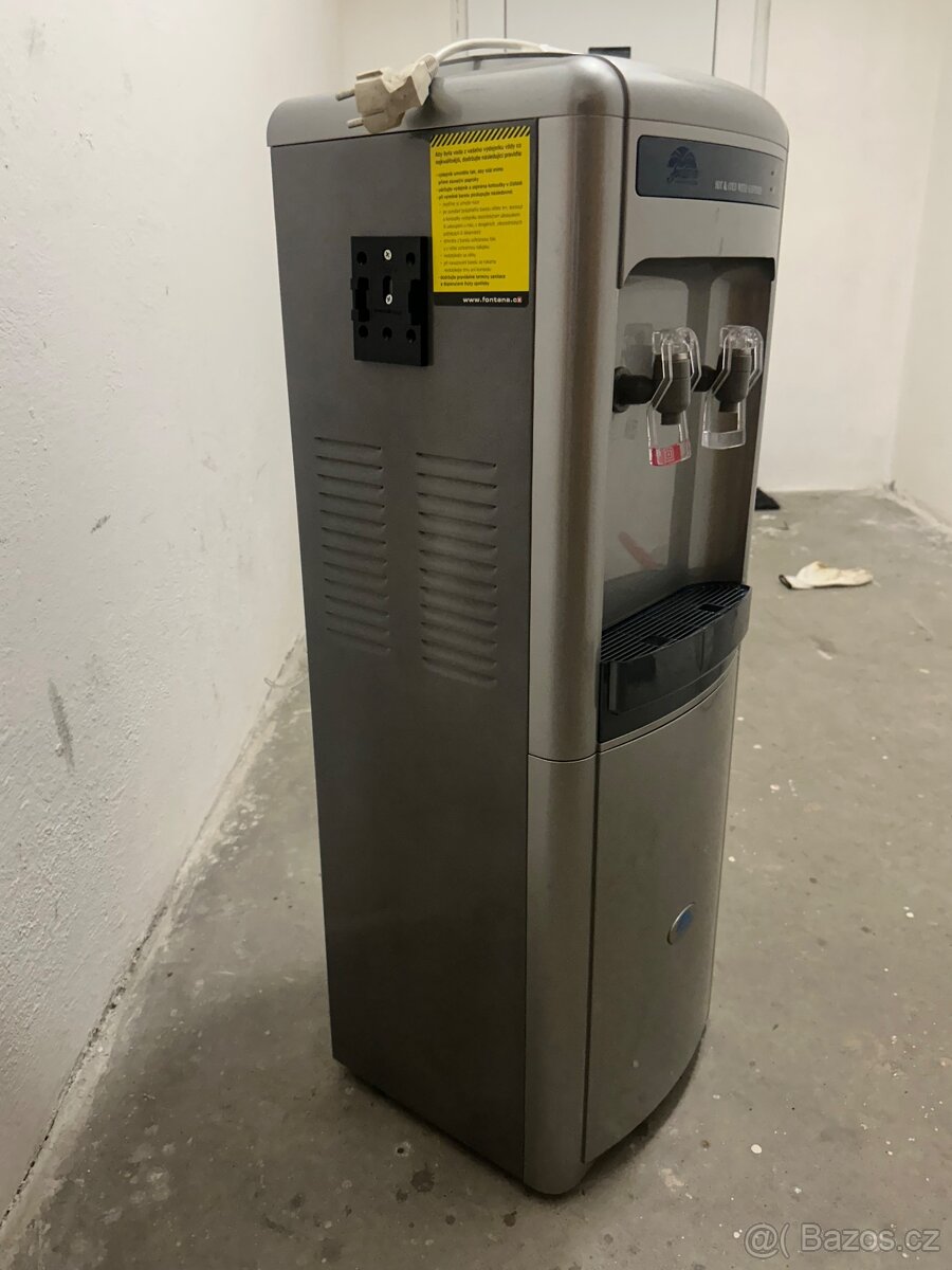 Dávkovač (automat) na vodu - 3